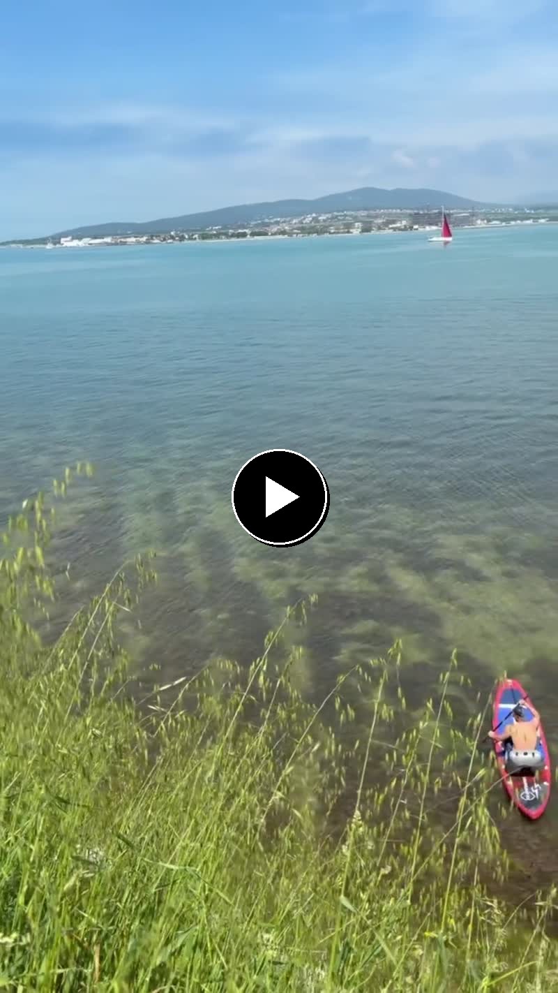Видео для поздравлений  - сапы на  прозрачном море 